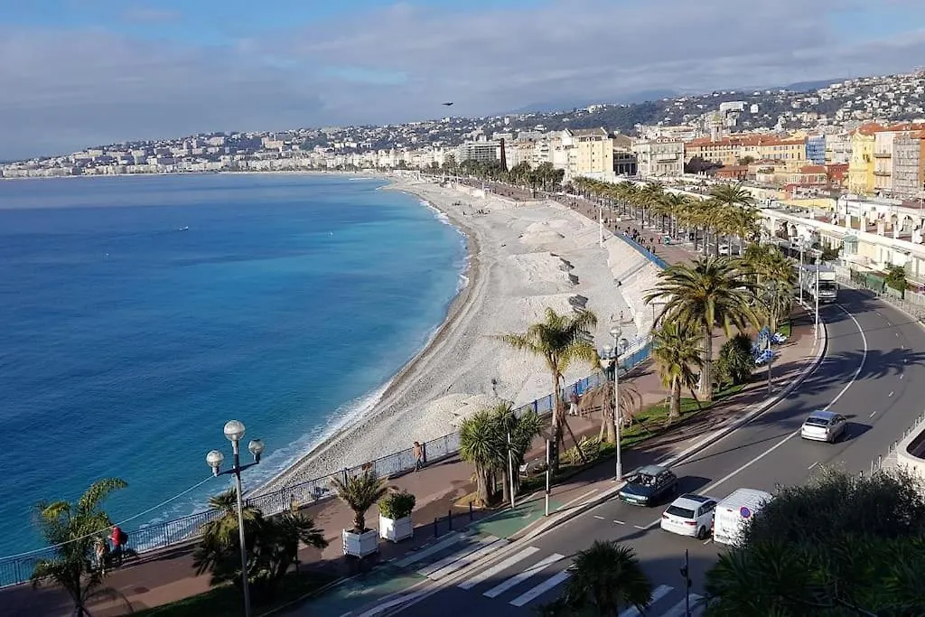 Appartement studette en plein coeur du vieux Nice