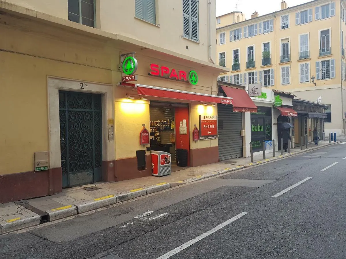 Appartement studette en plein coeur du vieux Nice